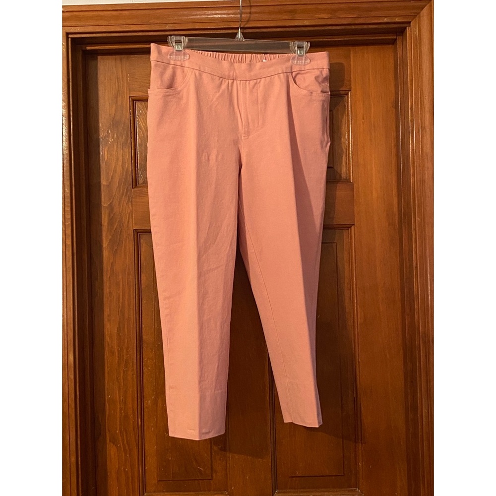 Isaac Mizrahi Live Stretch Capris